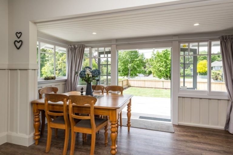 Photo of property in 192 Riverlaw Terrace, Saint Martins, Christchurch, 8022