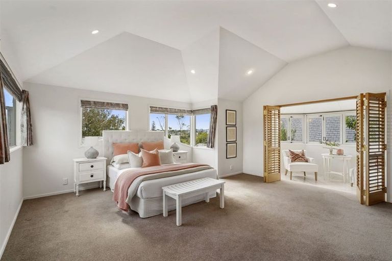 Photo of property in 316 Hurstmere Road, Takapuna, Auckland, 0622