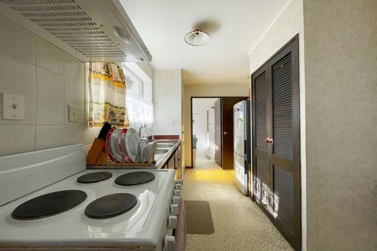 Photo of property in 21 Faith Bullock Place, New Lynn, Auckland, 0600