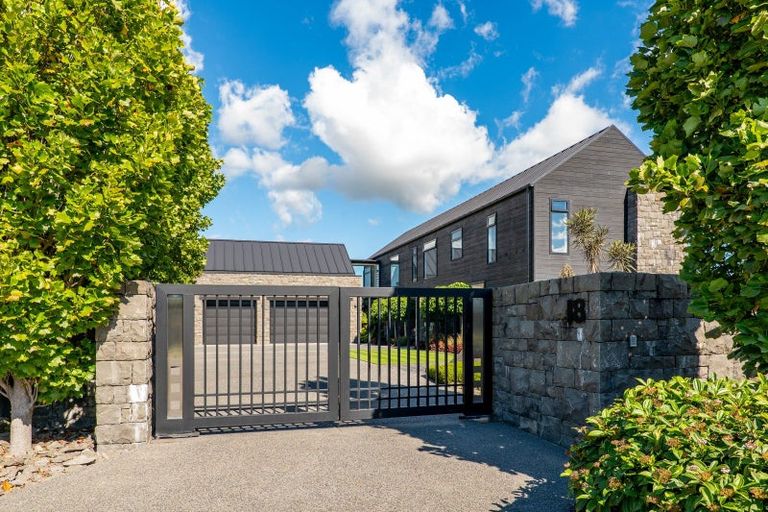 Photo of property in 18 Quarters Place, Halswell, Christchurch, 8025