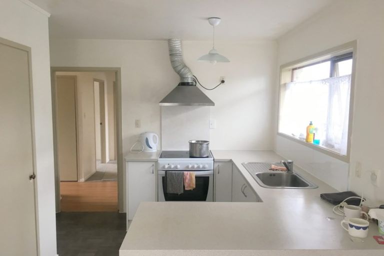 Photo of property in 29 Chilcott Road, Henderson, Auckland, 0612