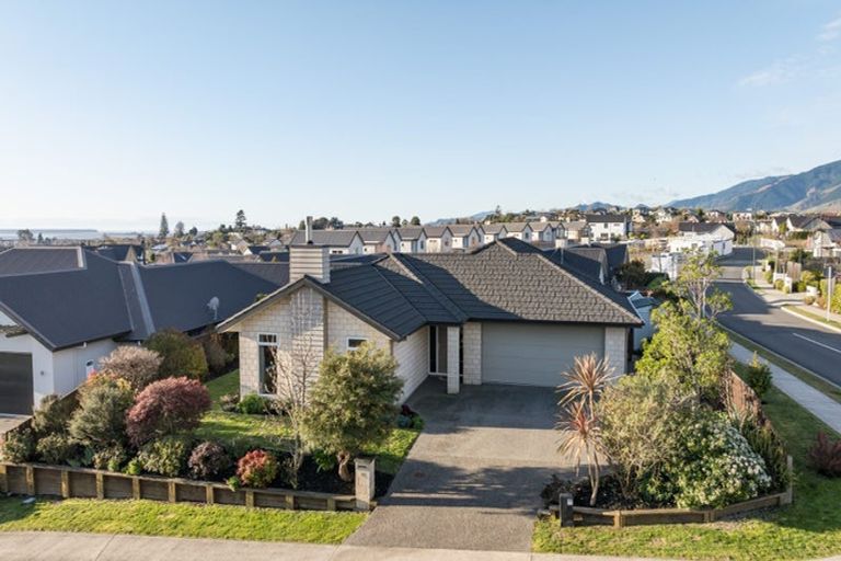 Photo of property in 43 Fairose Drive, Richmond, 7020