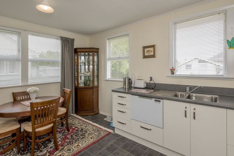 Photo of property in 34 Middlesex Street, Levin, 5510