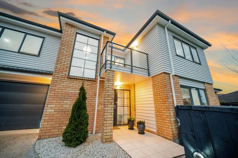 Photo of property in 20 Ina Ville Drive, Pukekohe, 2120