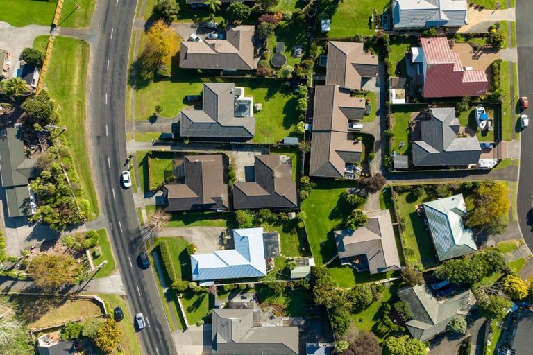 Photo of property in 2/172 Queen Street, Waiuku, 2123