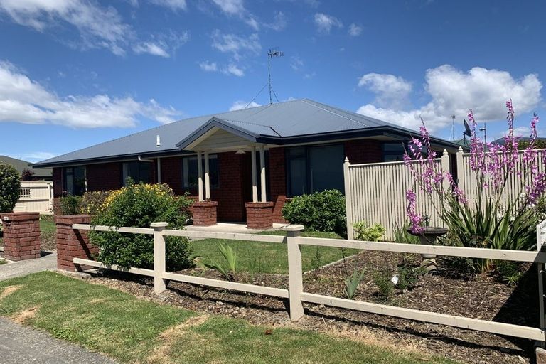 Photo of property in 2 Te Iti Place, Motueka, 7120
