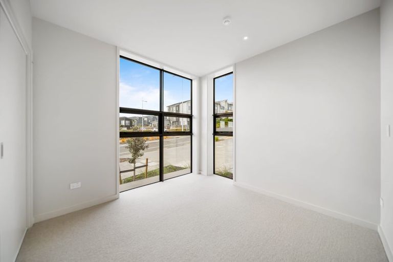 Photo of property in 103/84a Te Oneroa Way, Long Bay, Auckland, 0630