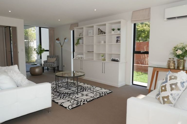 Photo of property in 10 Park Terrace, Christchurch Central, Christchurch, 8013