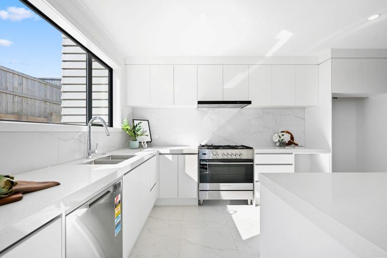 Photo of property in 4 Dulverton Rise, Flagstaff, Hamilton, 3210