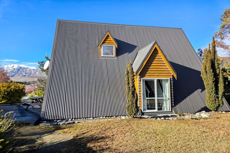 Photo of property in 6 Jeune Street, Lake Tekapo, 7999