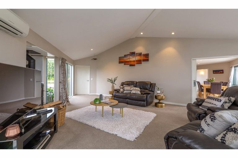 Photo of property in 34 Harry Ell Drive, Cashmere, Christchurch, 8022