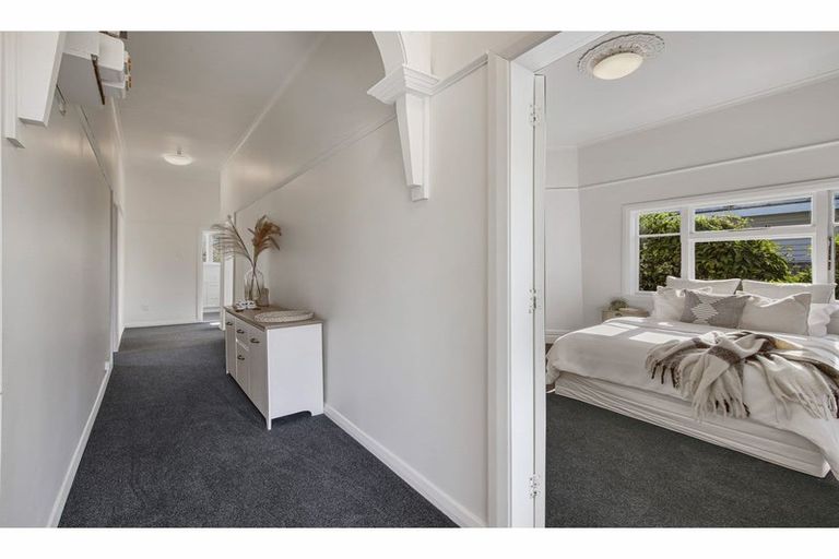 Photo of property in 37 Gresford Street, Edgeware, Christchurch, 8013