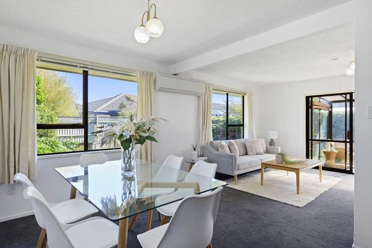 Photo of property in 2/88 Pine Avenue, New Brighton, Christchurch, 8061