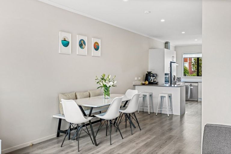 Photo of property in 14 Peihana Road, Hobsonville, Auckland, 0616