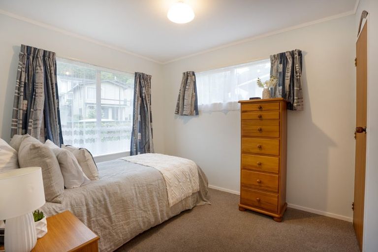 Photo of property in 4 Tralee Place, Johnsonville, Wellington, 6037