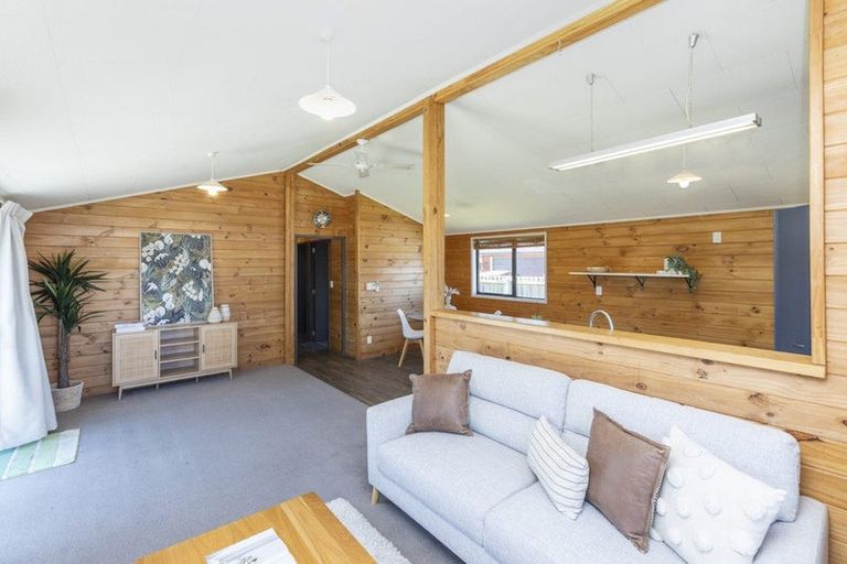 Photo of property in 300 Cranford Street, St Albans, Christchurch, 8052