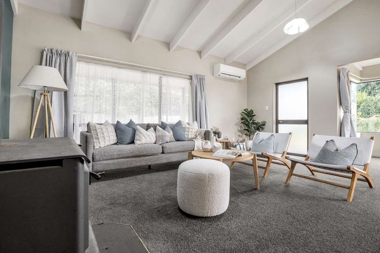 Photo of property in 37b Aquarius Drive, Kawaha Point, Rotorua, 3010