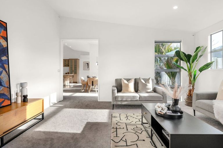 Photo of property in 106 Saint James Drive, Huntington, Hamilton, 3210