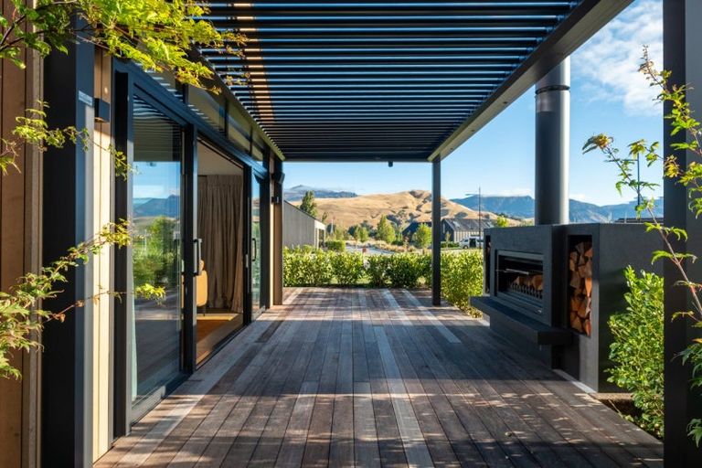 Photo of property in Kawarau Heights, 22 Kawarau Heights Boulevard, Lake Hayes, Queenstown, 9304