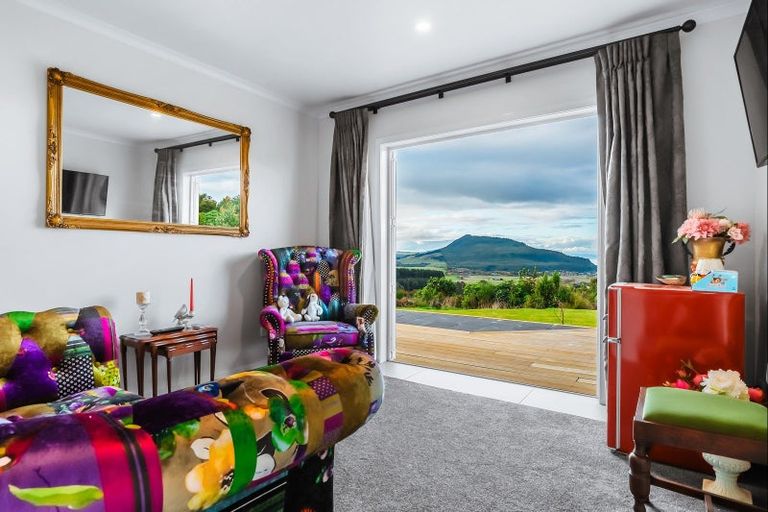 Photo of property in 11 Rangikatea Road, Omori, Turangi, 3381