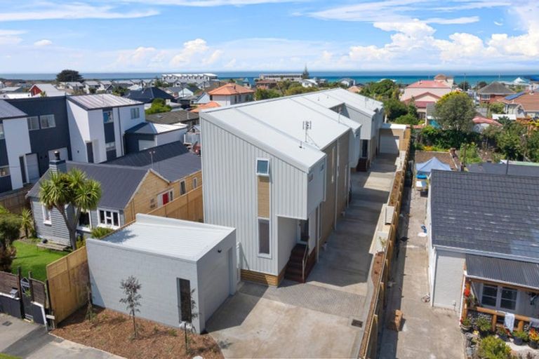 Photo of property in 4/23 Howe Street, New Brighton, Christchurch, 8083