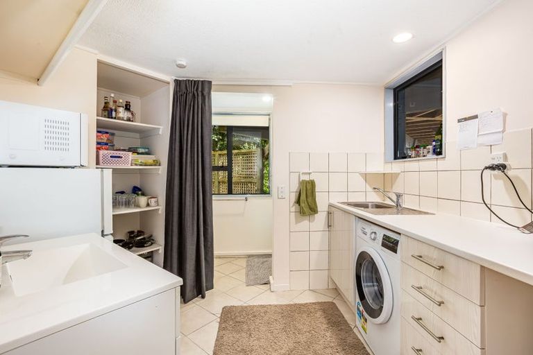 Photo of property in 45 Mana View Road, Paremata, Porirua, 5026