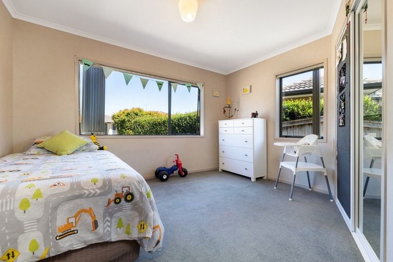 Photo of property in 38 Kereru Place, Pyes Pa, Tauranga, 3112