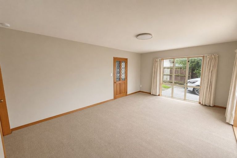 Photo of property in 1/64 Peer Street, Upper Riccarton, Christchurch, 8041