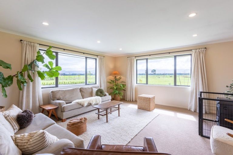 Photo of property in 64 Totaramahonga Road, Dannevirke, 4972