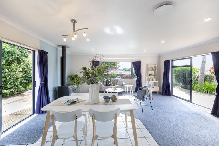 Photo of property in 12a Hawke Place, Pukekohe, 2120