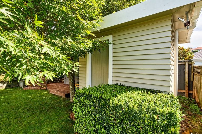 Photo of property in 21 Standen Street, Karori, Wellington, 6012