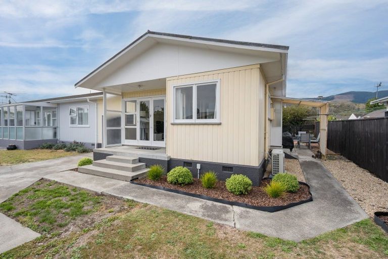 Photo of property in 3/25 Kipling Crescent, Stoke, Nelson, 7011