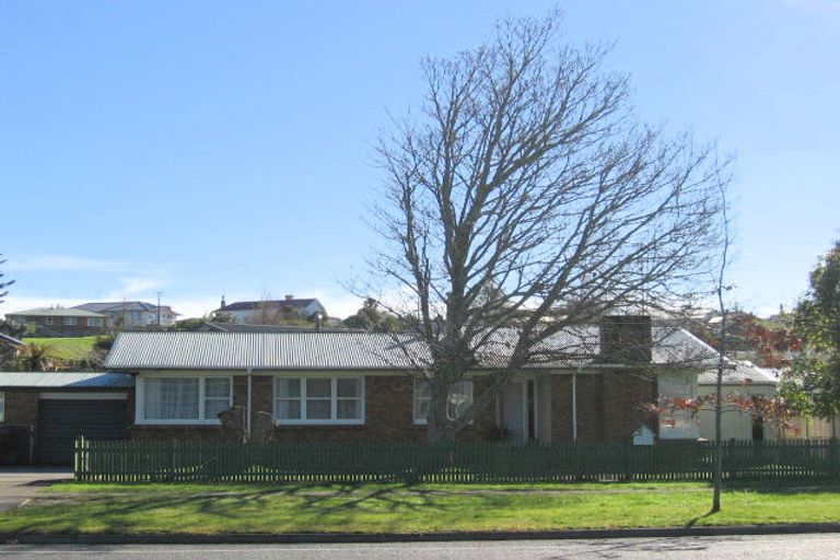 Photo of property in 82 Whatawhata Road, Dinsdale, Hamilton, 3204