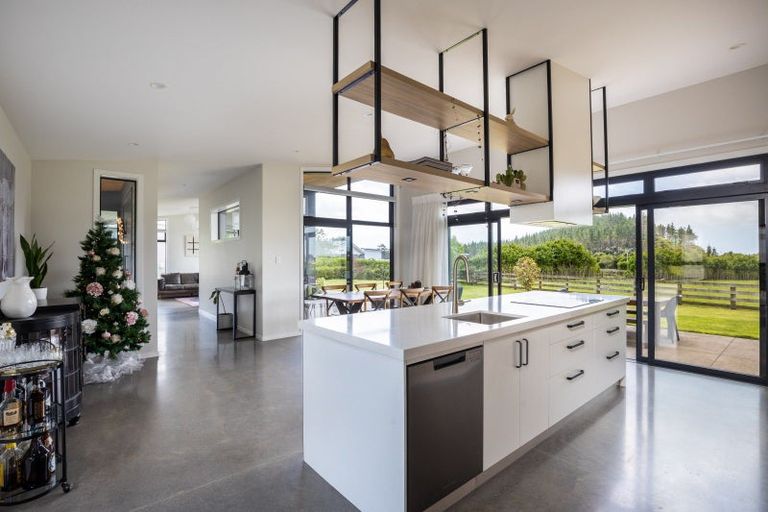 Photo of property in 13 Thomason Road, Egmont Village, New Plymouth, 4371