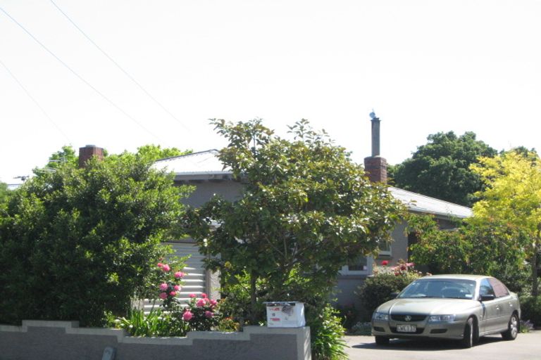 Photo of property in 137 Petrie Street, Richmond, Christchurch, 8013