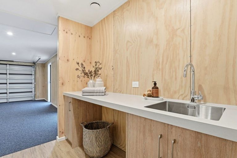 Photo of property in 3 Teitei Avenue, Feilding, 4702