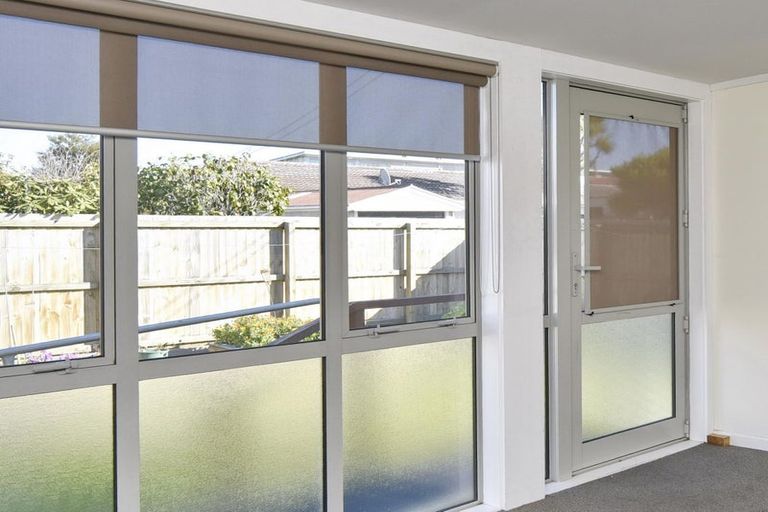 Photo of property in 115 Wilsons Road South, Saint Martins, Christchurch, 8022