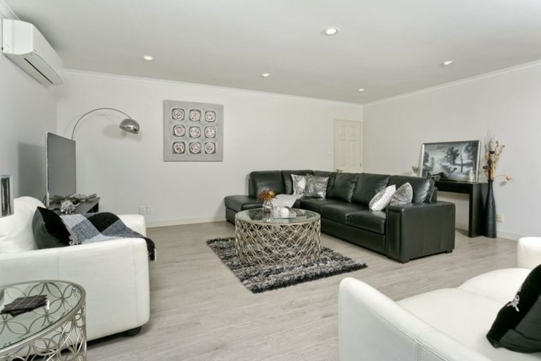 Photo of property in 26 Bushlands Park Drive, Albany, Auckland, 0632