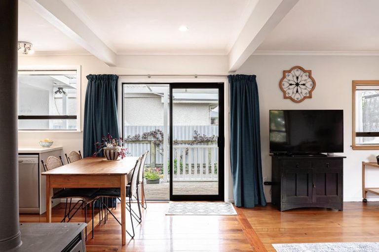 Photo of property in 207 Leo Street, Akina, Hastings, 4122