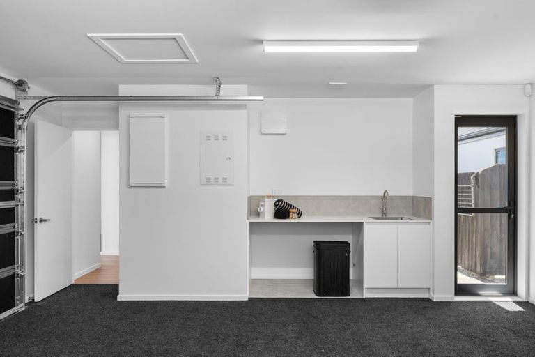 Photo of property in 7 Grebe Place, Wigram, Christchurch, 8042