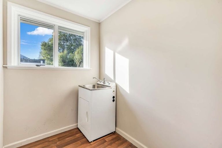 Photo of property in 24 Orontes Street, Shirley, Christchurch, 8013
