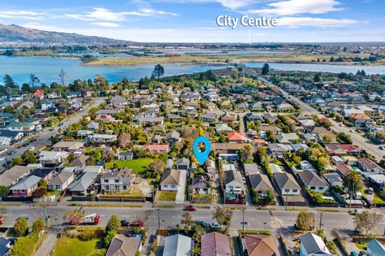 Photo of property in 104 Estuary Road, South New Brighton, Christchurch, 8062