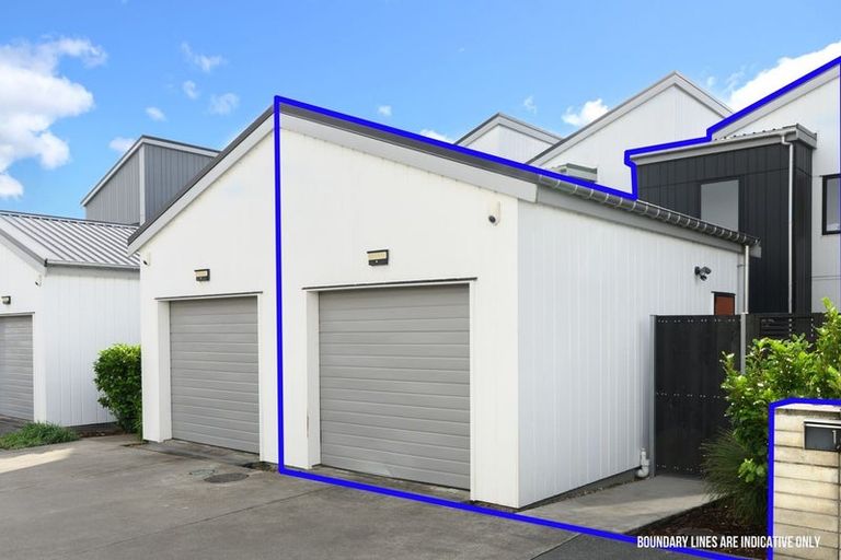 Photo of property in 34 Nugget Avenue, Hobsonville, Auckland, 0616