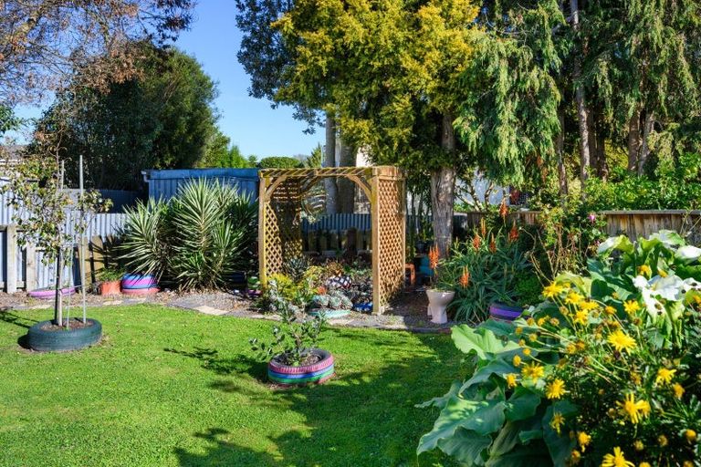 Photo of property in 14 Mcclure Street, Feilding, 4702