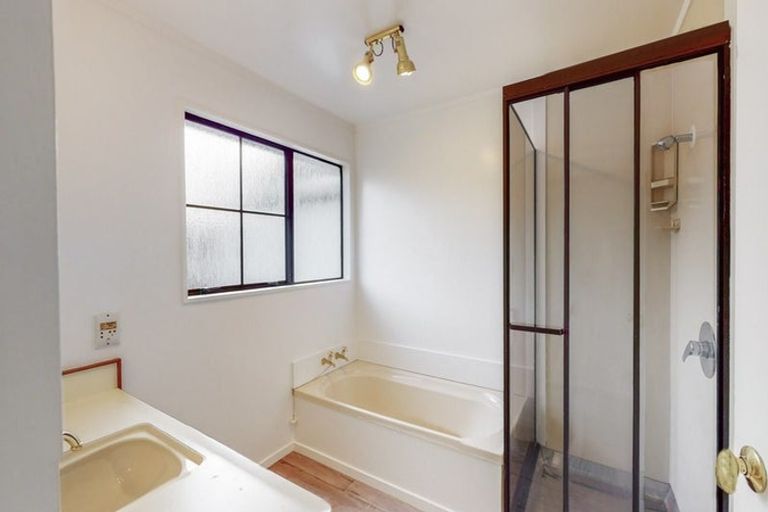 Photo of property in 45 Burbank Crescent, Churton Park, Wellington, 6037