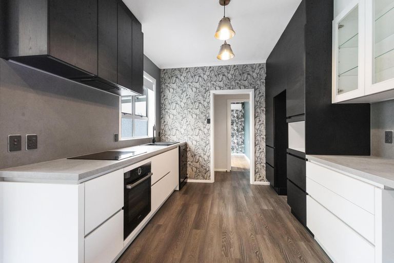 Photo of property in 49 Hamilton Road, Cambridge, 3434