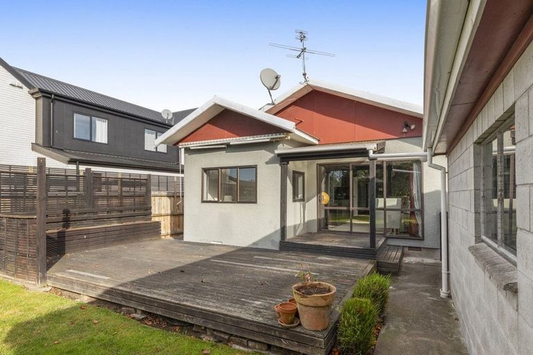 Photo of property in 10 Gambia Street, Papanui, Christchurch, 8053