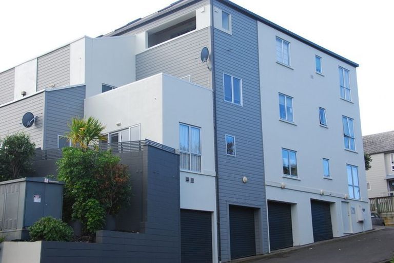 Photo of property in Coromandel Heights, 11/111 Coromandel Street, Newtown, Wellington, 6021