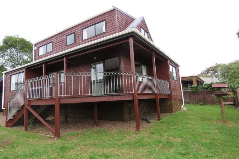 Photo of property in 115 Titirangi Road, New Lynn, Auckland, 0600
