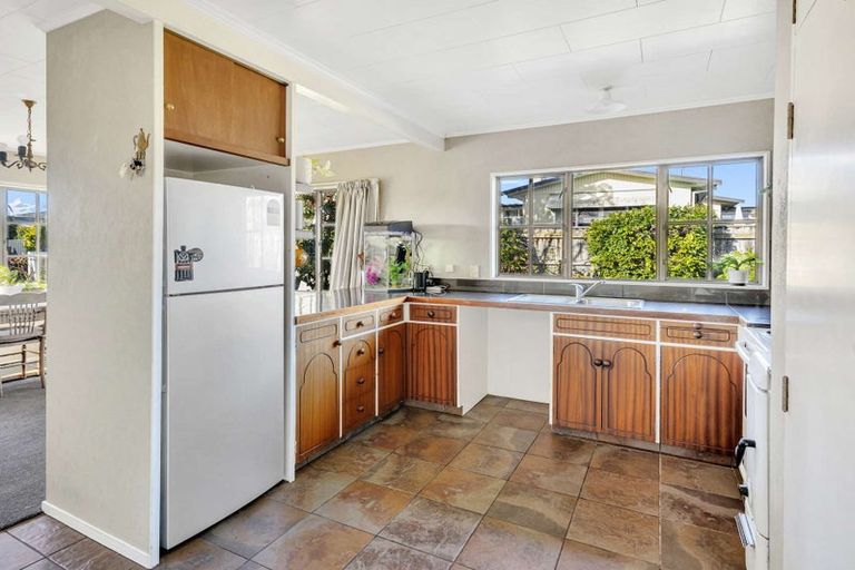 Photo of property in 1/16 Carl Avenue, Havelock North, 4130